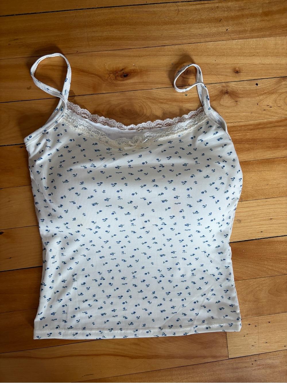White Lace-Trim Floral Ribbed Cami Tank Top - Women's